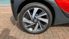 Toyota Aygo X 1.0 VVT-i Edge 5dr Petrol Hatchback